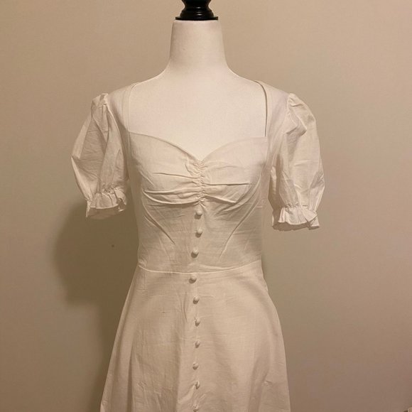 Mini White Dress with puff - Picture 4 of 4